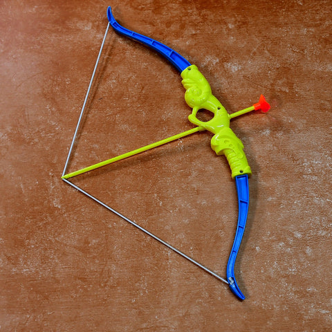 Plastic bow and arrow set with target board