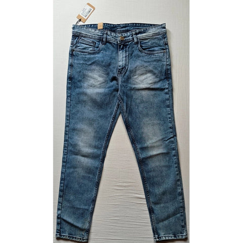 Generic Men's Cotton Blended Solid Tapered Jeans (Blue)